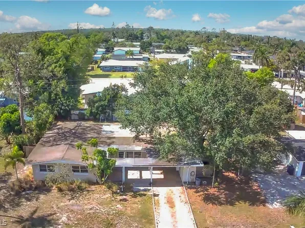 2230 Aldridge Ave, Fort Myers, FL 33907