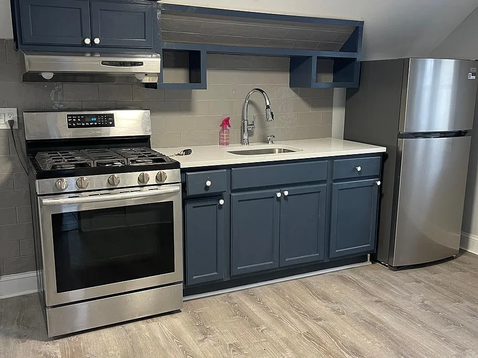 115 Washington Ave #2