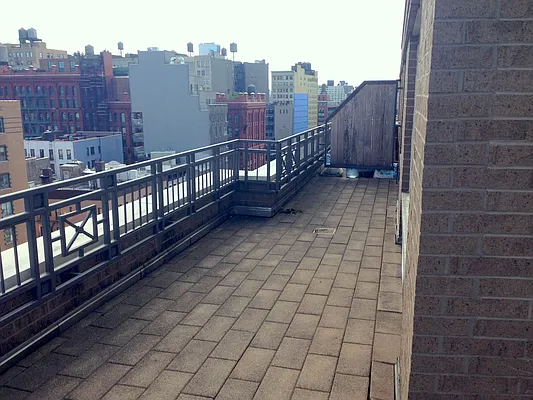 Rented by Manhattan Skyline | media 8