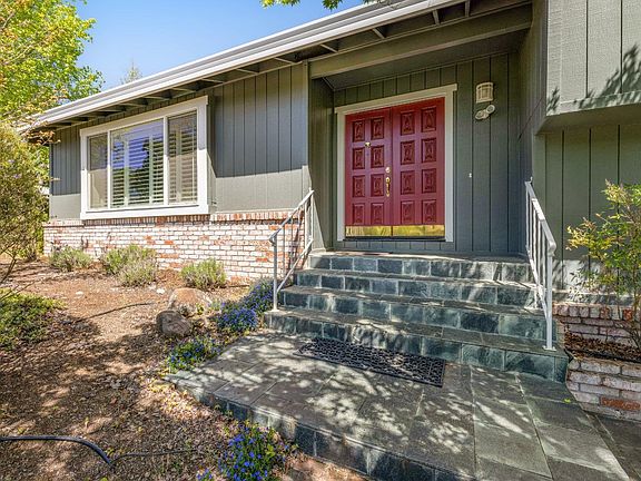 5th image of 804 Sentinel Court