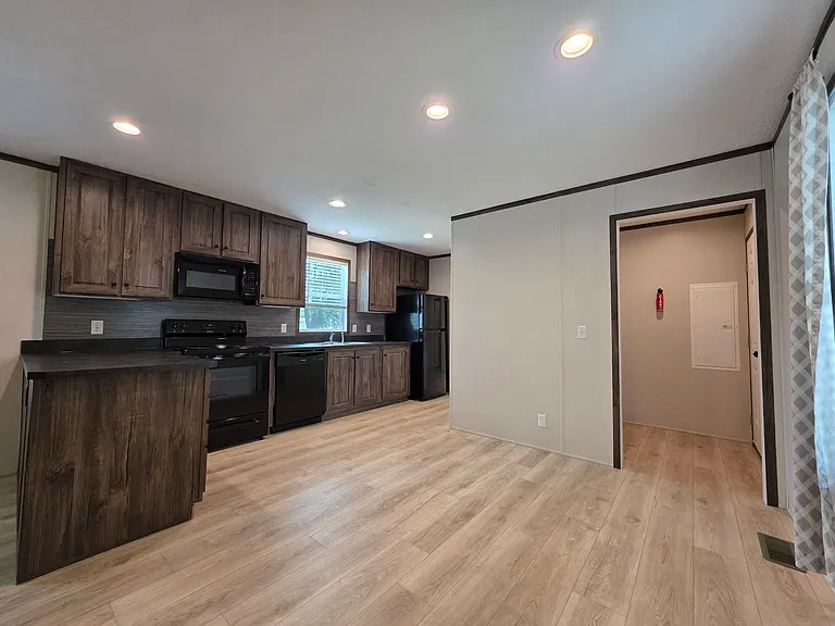 1440 W Plum St #164 — Photo 9