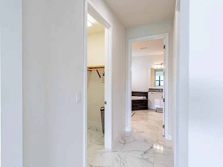 7197 Montereal Path — Photo 19