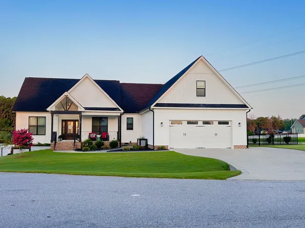 18 Pawnee Pl, Benson, NC 27592