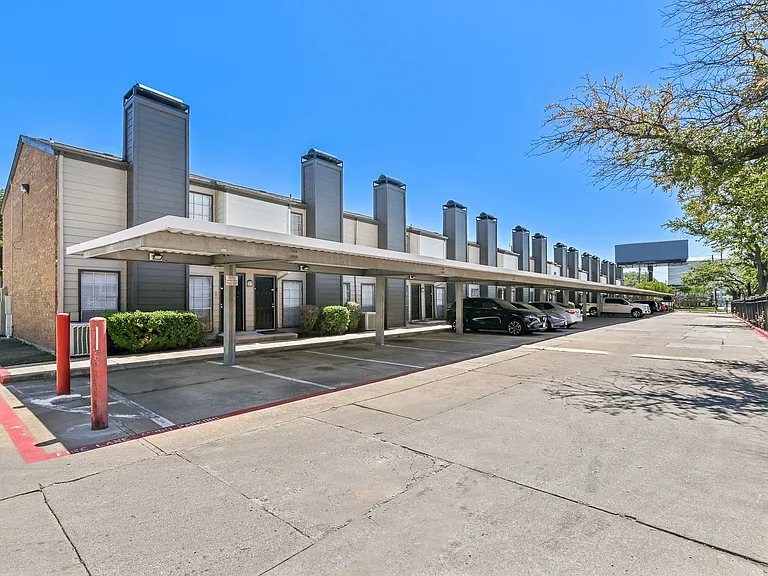 Davenport Apartments — Photo 45
