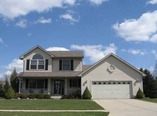 5536 Strawberry Ln, Haslett, MI 48840