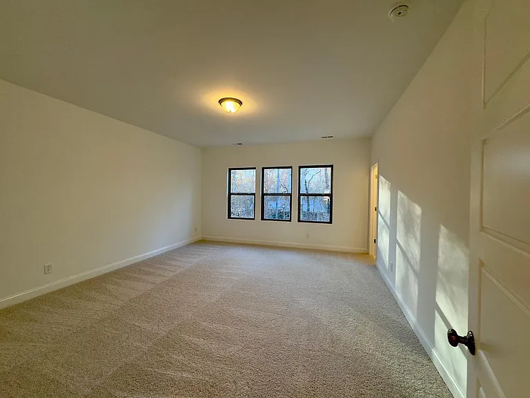 2126 Maggie Valley Dr — Photo 18