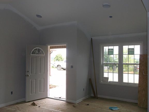 5th image of 59 Chatfield Sq #5