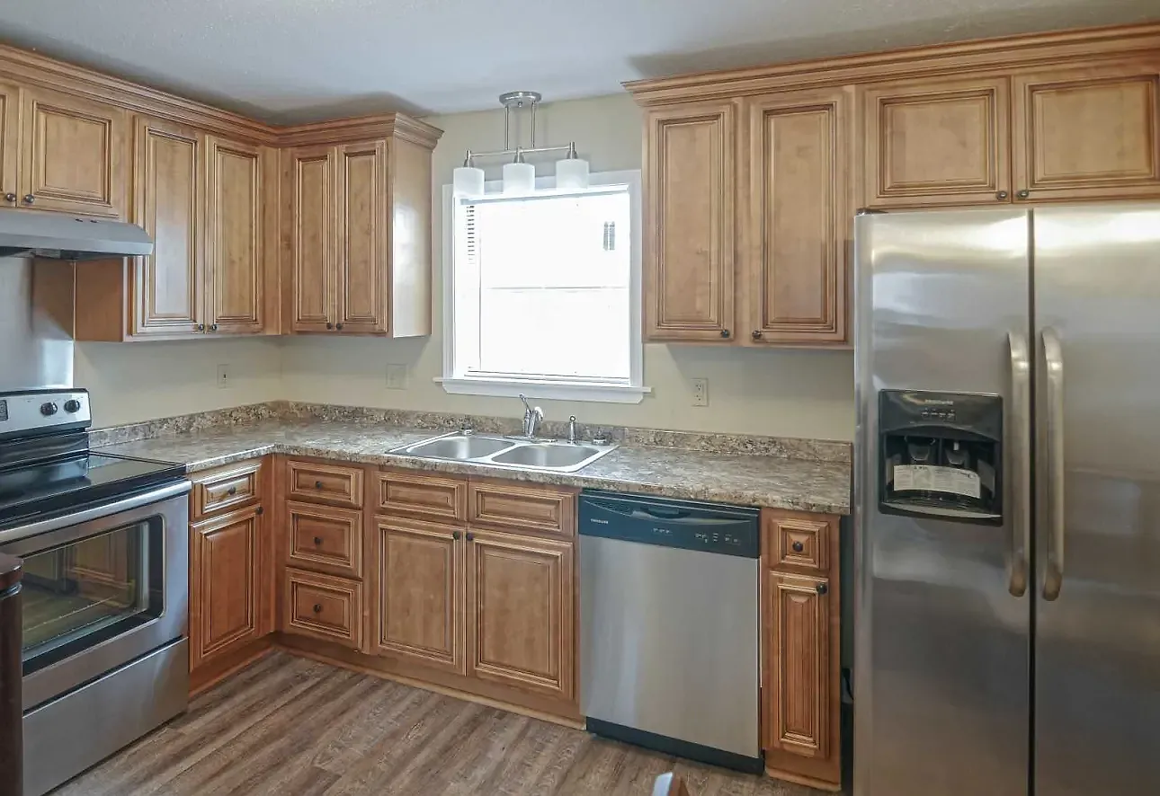 Jackson West Apartments — Photo 2