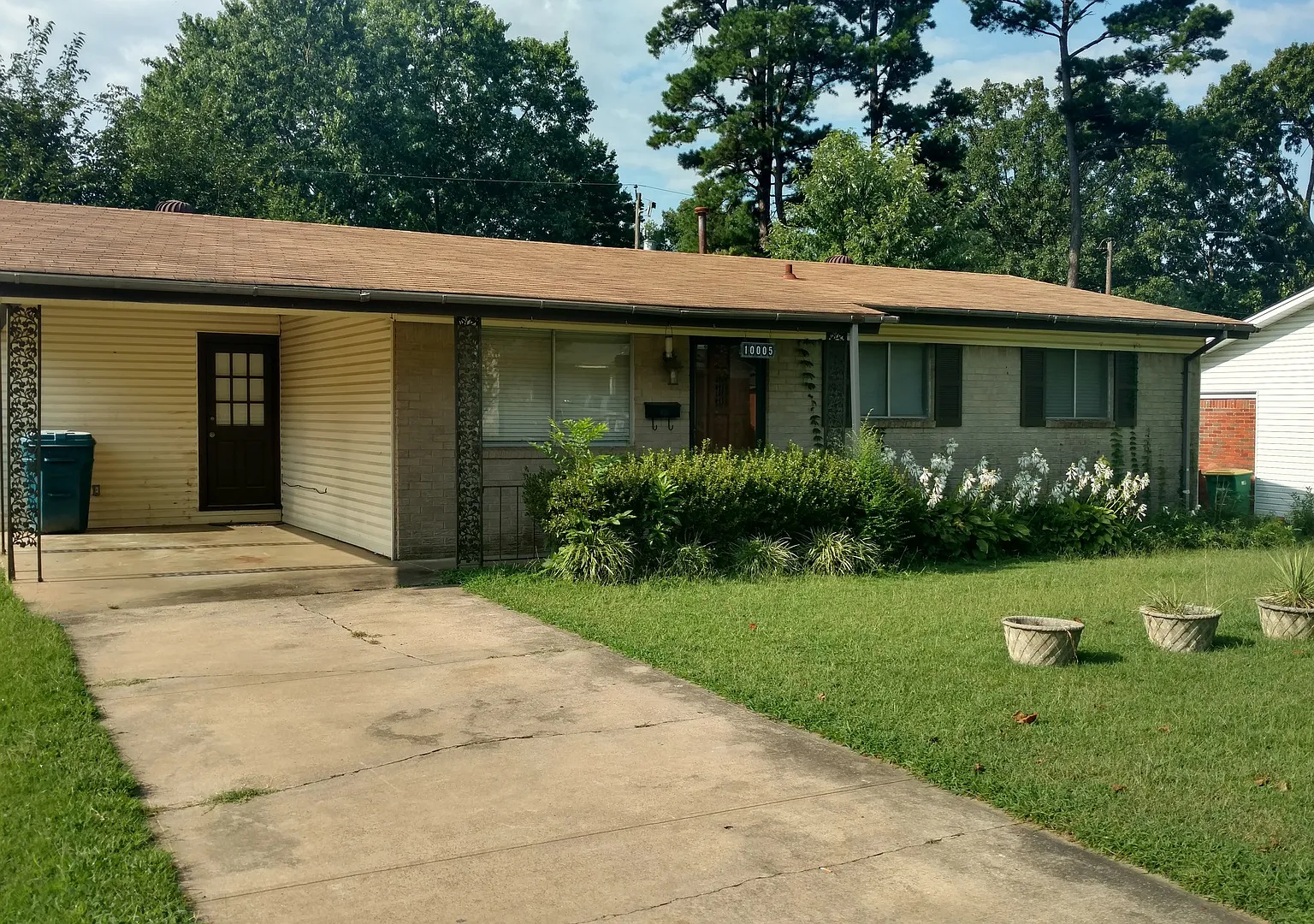 Welcome home to 10005 Raymond - West Little Rock, For Rent, ** Move in Special - Zero Deposit Opt... — Photo 1