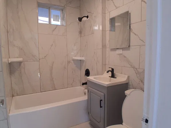 65 Howard St, Asheville, NC 28806