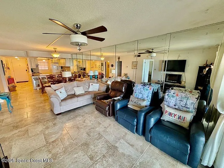 4100 Ocean Beach Blvd #513 — Photo 8