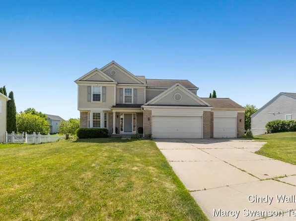 8511 Green Valley Rd SE, Caledonia, MI 49316