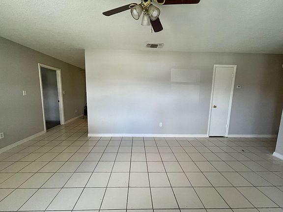 5th image of 138 Alderwood Dr