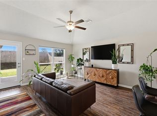 2725 Porters Way, Bryan, TX 77803