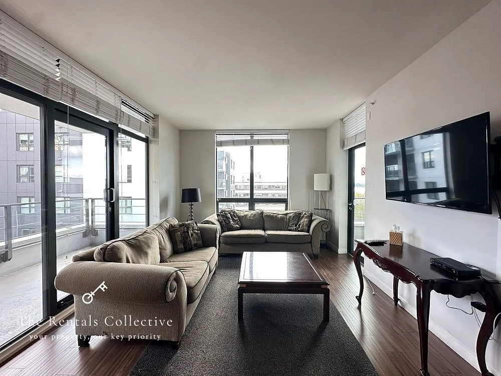 2 bed, 943 sqft, $3,750 — Photo 4