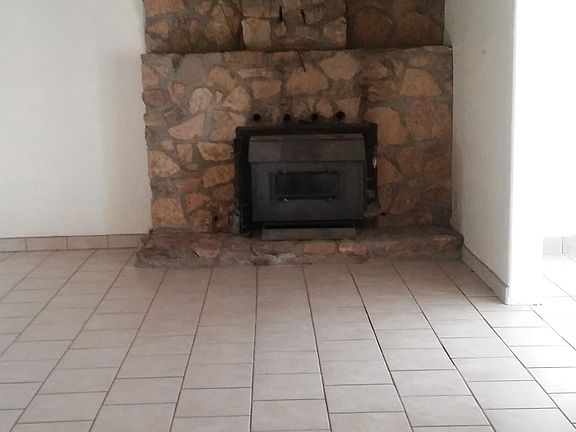 5th image of 2325 W Amador Ave