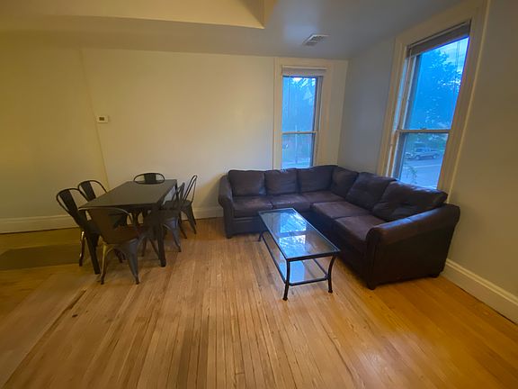 2nd image of 403 N State St #4