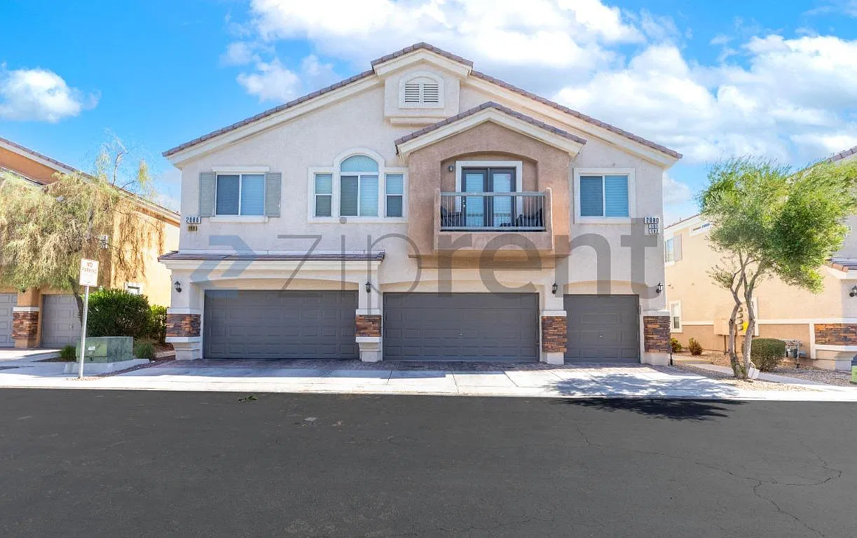 3 bed, 2.5 bath, 1468 sqft, $1,975 — Photo 1