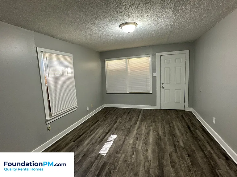 444 Glankler St — Photo 7