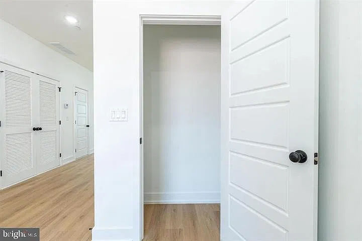 737 N 42nd St — Photo 16