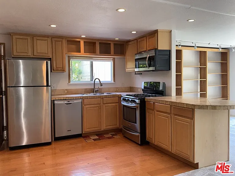 30473 Mulholland Hwy #141 — Photo 7