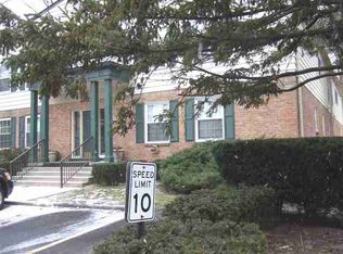 521 E University Dr, Rochester, MI 48307