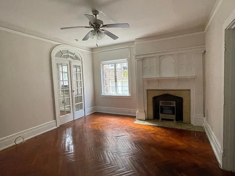 7819 Saint Charles Ave #C — Photo 2