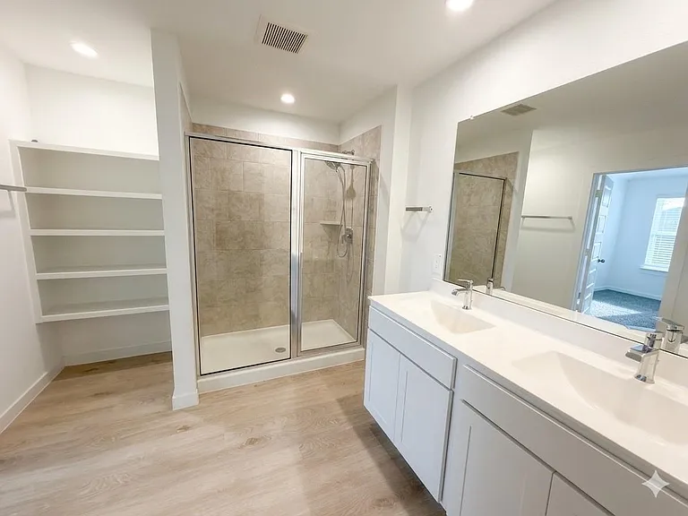 4946 Pine Haven Ln — Photo 16