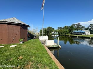 136 Mallard Ln, Grandy, NC 27939