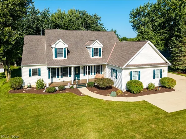 2520 Center Rd, Avon, OH 44011