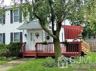 39 Phoenix Ave, Morristown, NJ 07960