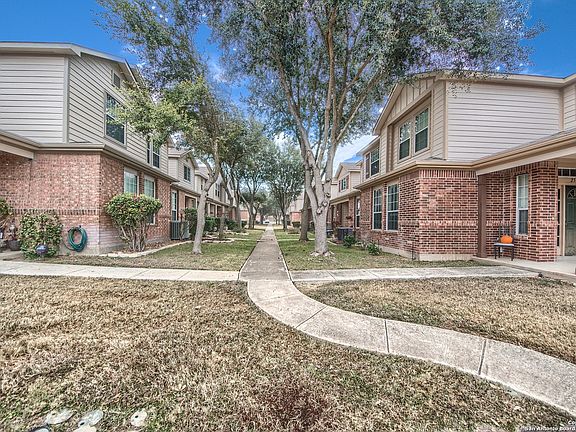 3rd image of 2511 Grayson Way