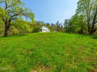 210 Chestnut St, Lee, MA 01238