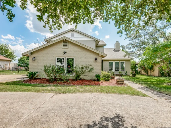7123 Hidden Hills N, San Antonio, TX 78244