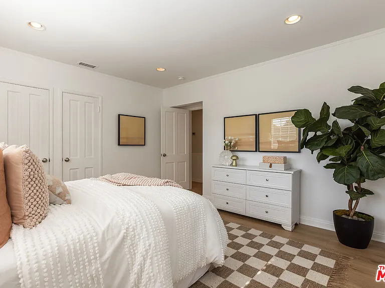 3544 Gardenia Ave — Photo 48