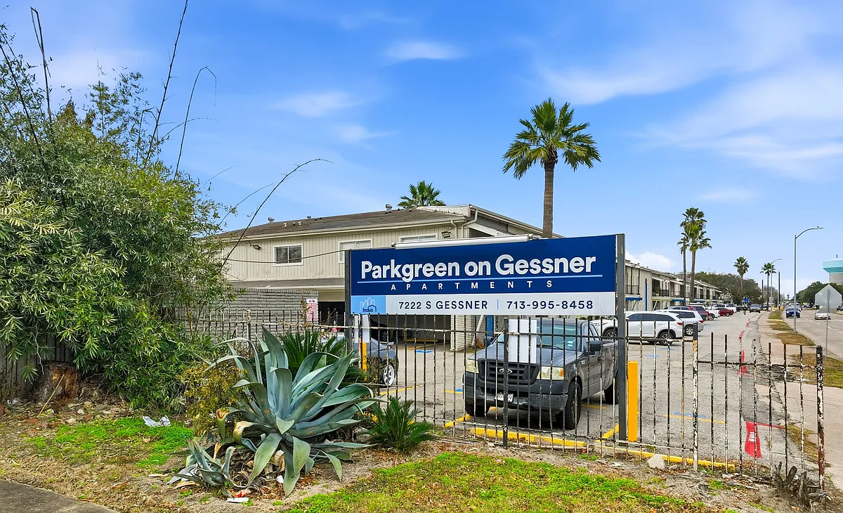 Building Photo - Parkgreen on Gessner