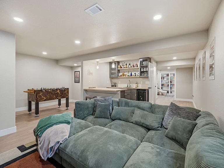 5029 Long Dr — Photo 9