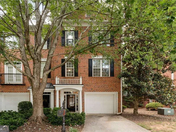 2402 Waters Edge Trl, Roswell, GA 30075