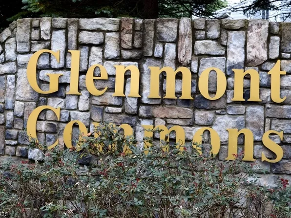 166 Springhill Dr, Morris Plains, NJ 07950