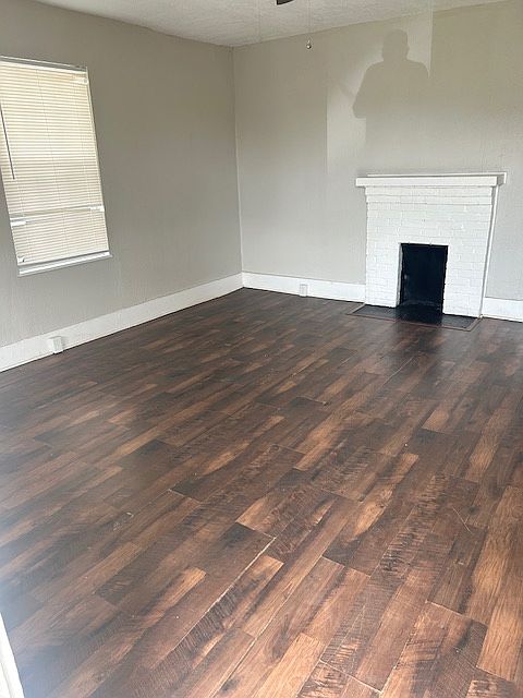 1st image of 831 Belleaire Ave
