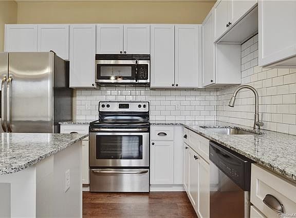 4th image of 829 Terrace Park APT 404