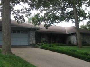 1212 Ridgecrest Rd, Edmond, OK 73013