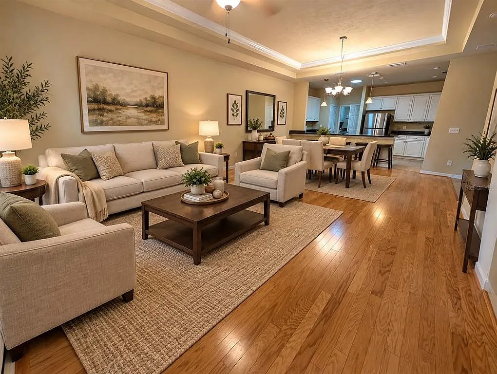 3 bed, 2.0 bath, 1701 sqft, $2,300 — Photo 4