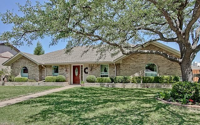 1st image of 2713 Hunters Creek Dr
