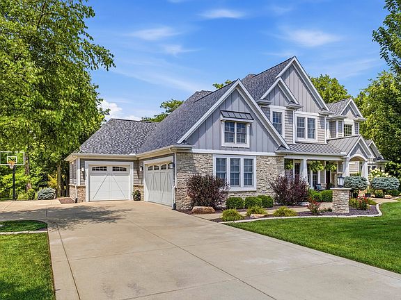 2nd image of 1502 Riverwood Point