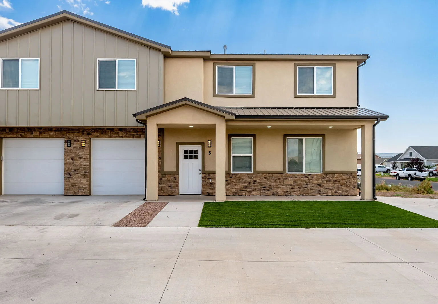4 bed, 2.5 bath, 1633 sqft, $1,725 — Photo 1