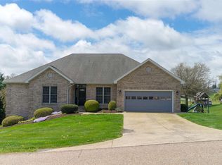 525 Confederacy Dr, Penn Laird, VA 22846