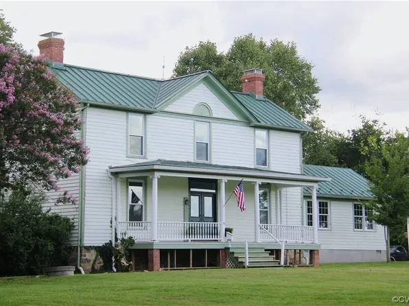 132 Carter Rd, Cumberland, VA 23040