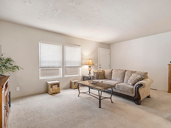 3rd image of 2395 SW Yarrow Creek Dr