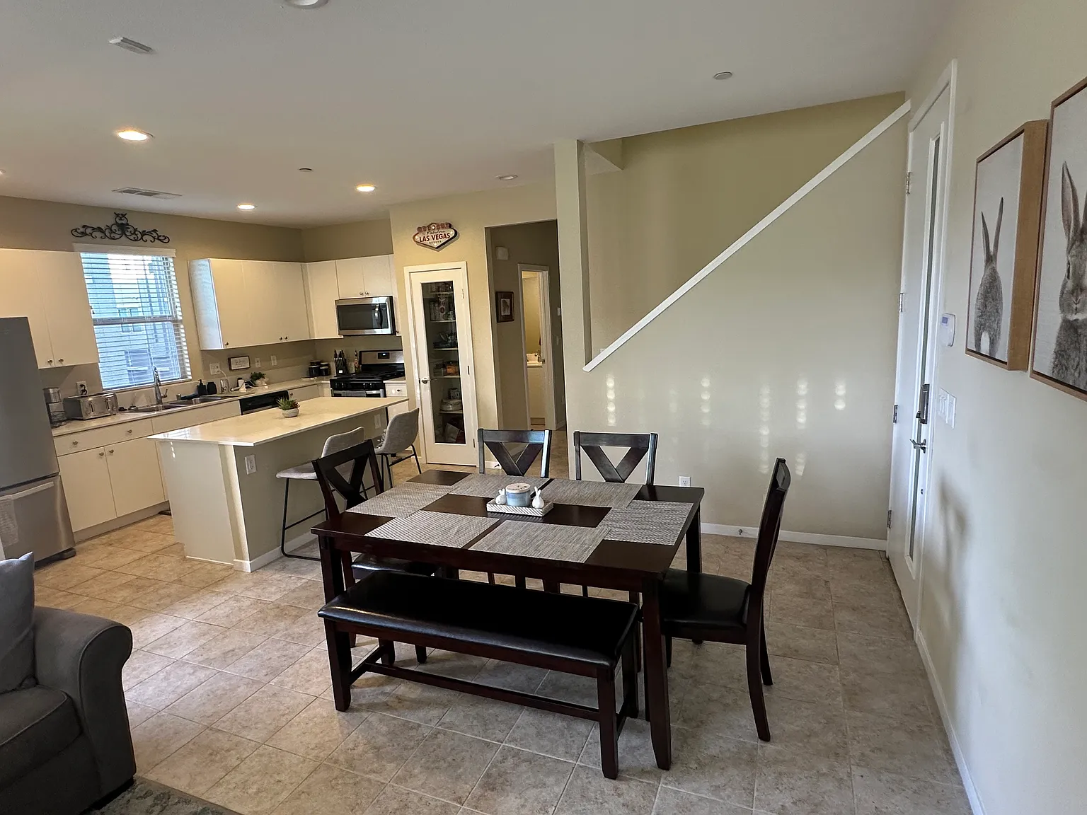 2 bed, 2.5 bath, 1432 sqft, $2,600 — Photo 4